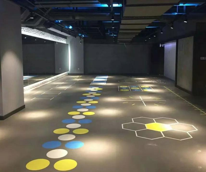 健身場所鋪設PVC塑膠地板怎么樣，騰方PVC塑膠地板地板耐用嗎？